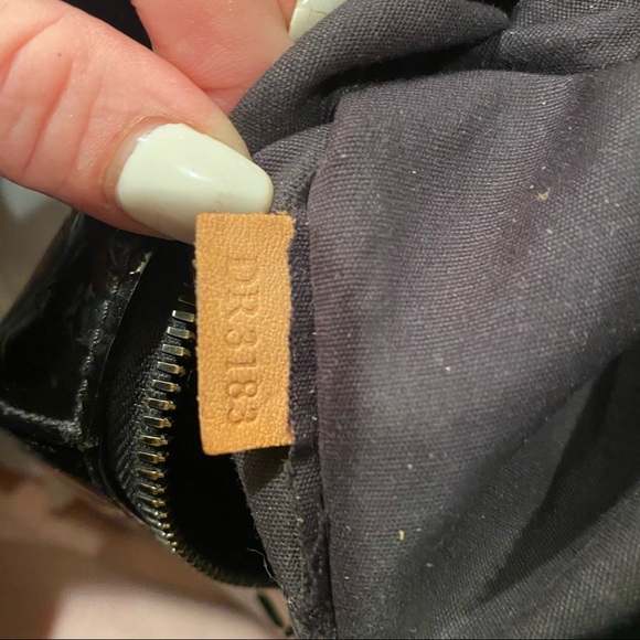 Louis Vuitton Pantene Leather Black Tote - Picture 7 of 7